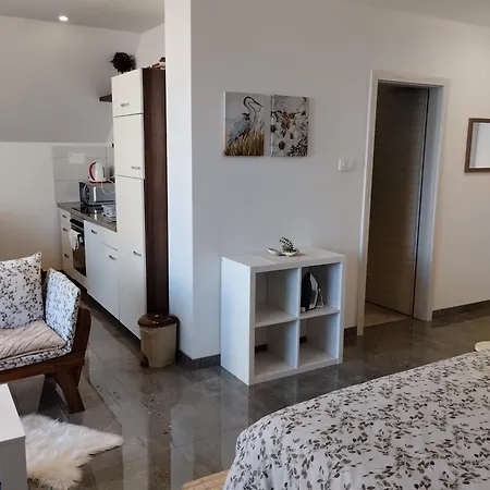 Apartma Azurre Appartement *