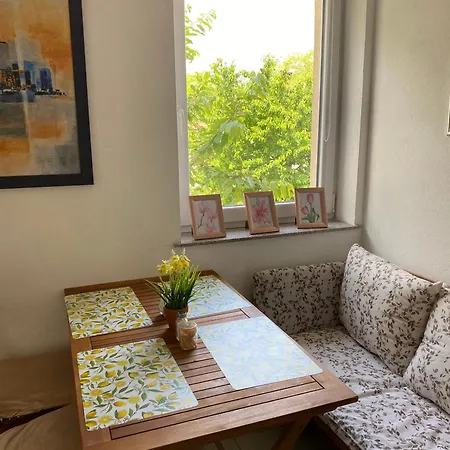 Apartma Azurre *