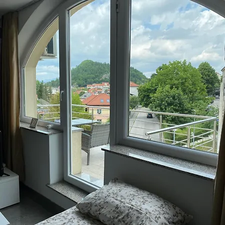 Apartma Azurre *
