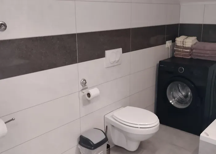 Apartma Azurre Appartamento Postumia