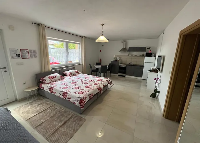 Apartma Azurre Appartamento